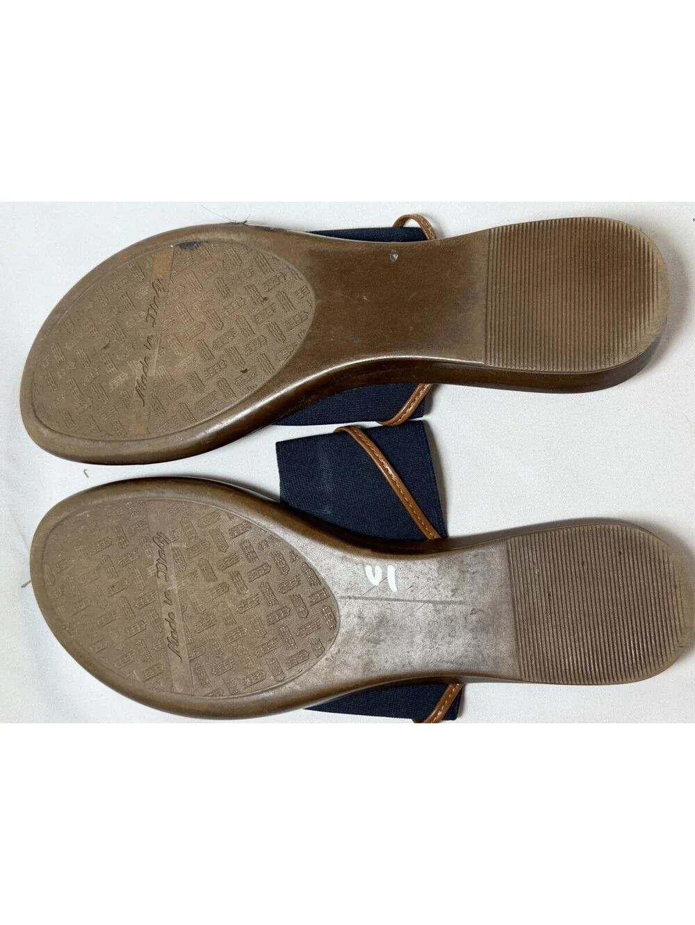 Italian Shoemakers Women's Sandals with Navy Strap and Brown Sole Size 9